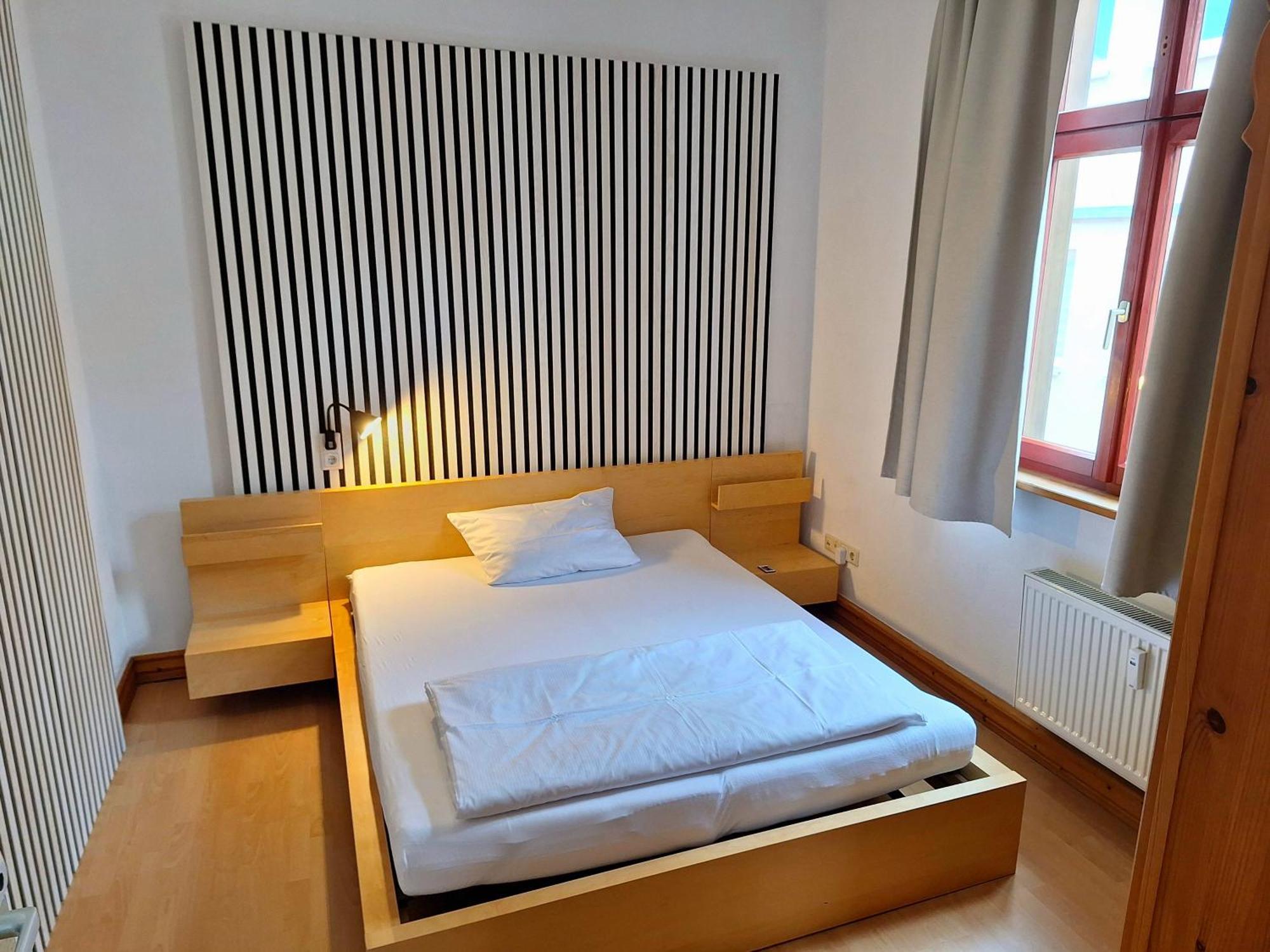 Beliebtes City-Apartment Ройтлинген Екстериор снимка